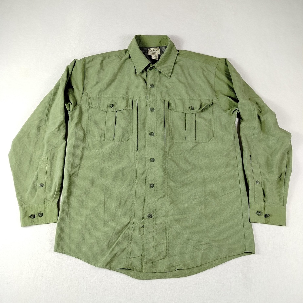 LL Bean Shirt Mens Medium Long Sleeve Nylon Button Up Pockets Outdoor Hiking